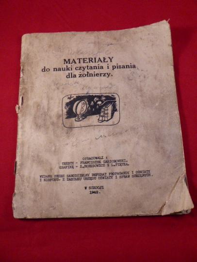 Rare Polish to English Textbook for The Free Polish Soldiers - Published In Scotland in 1942