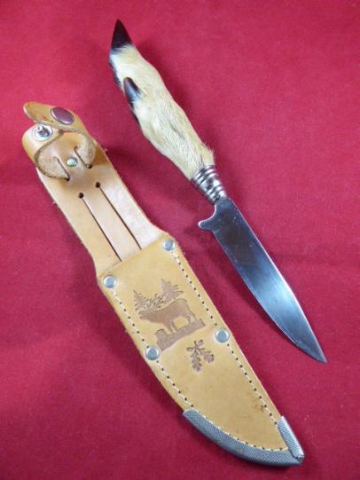 MINT Vintage Deer’s Foot Hunting Knife Complete with Original Leather Sheath