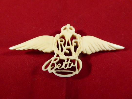 Ladies raf 2025 wings brooch