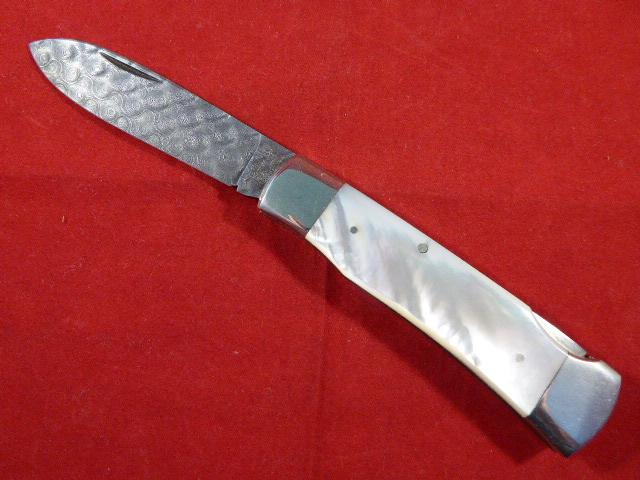 Beautiful Collector’s Folding Knife By Weidmannsheil with a Rose Pattern Damascus Blade & Mother of Pearl Grip Plates