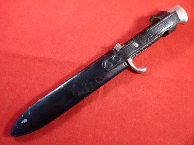 Reproduction Post WW2 Hitler Youth Knife by OTHELLO - G.C. & Co. 420