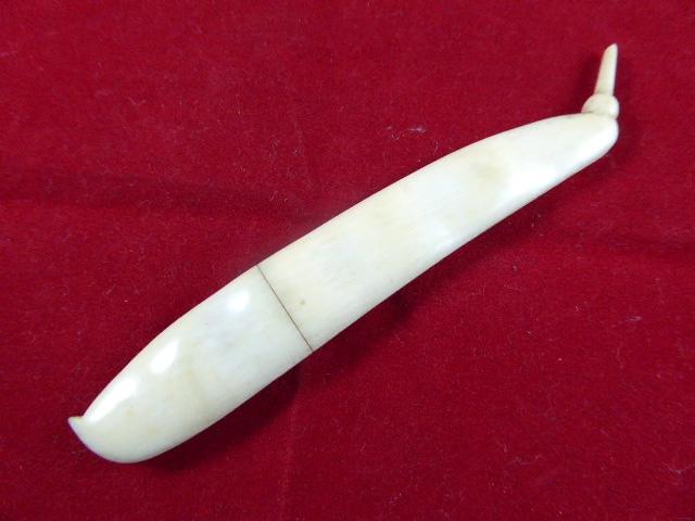 Antique Victorian Finely Carved Ivory “Pea Pod” Needle Case circa 1880