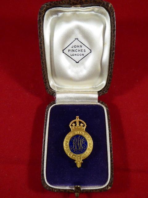 Royal Agricultural Society of England - membership badge with Case by John Pinches London circa 1940