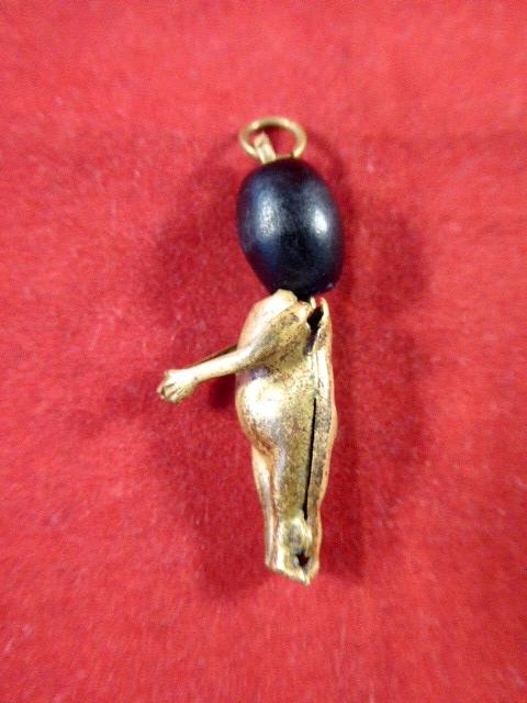 Original WW1 ‘FUMSUP’ & TOUCH WOOD Soldier’s Lucky Gold Plated Charm