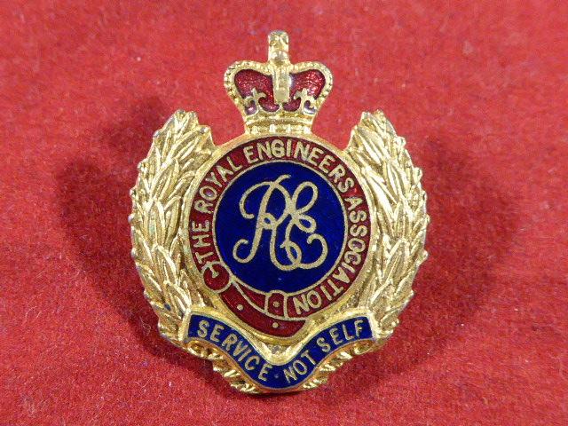 Vintage The Royal Engineers Association Members Lapel Badge