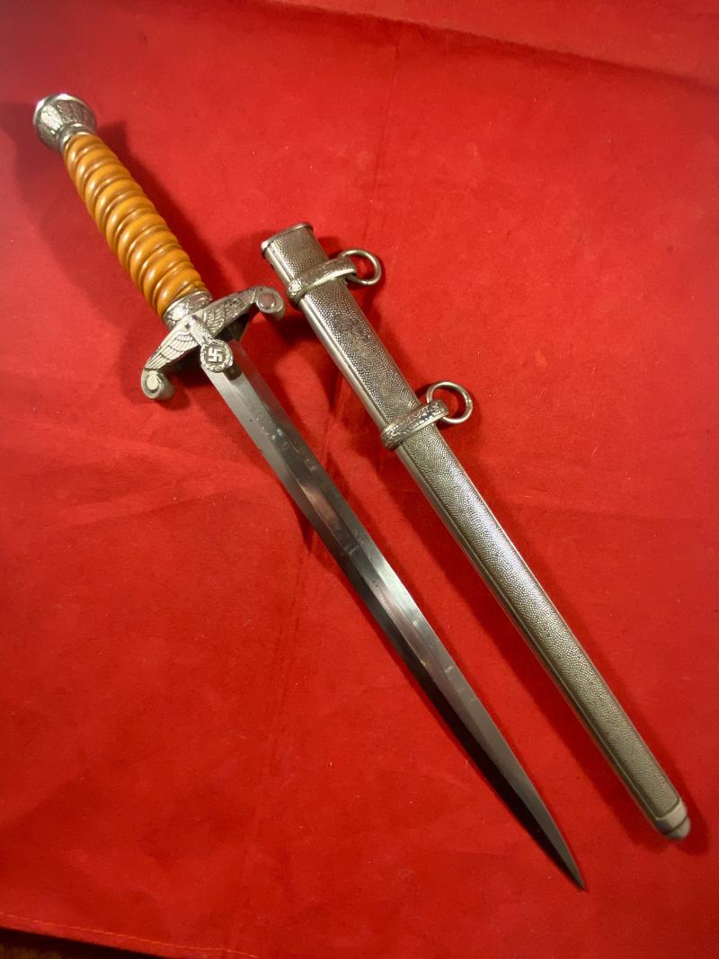 Early WW2 German Army Officer’s Dagger by Anton Wingen Jr with a Dark Orange Grip