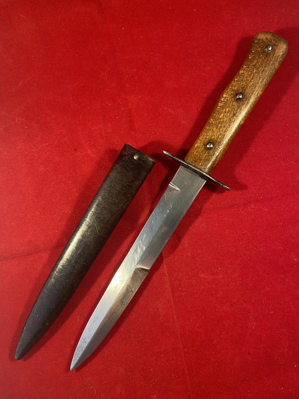 Genuine WW2 Luftwaffe Fighting Knife Stamped with Official Stick Eagle “5” Waffenamt Stamp on the Blade