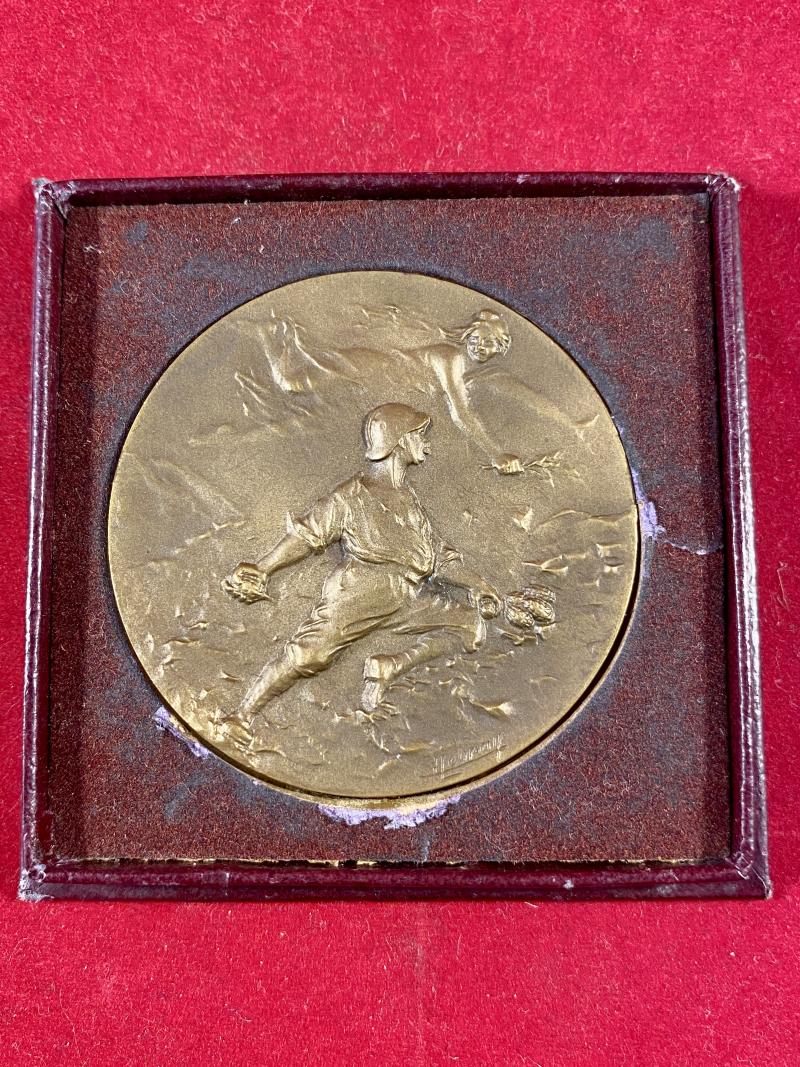 WW1 French Bronze Medallion – Remembrance of the  Combatants of Meudon 1914 – 1918 by L Coudray with Original case