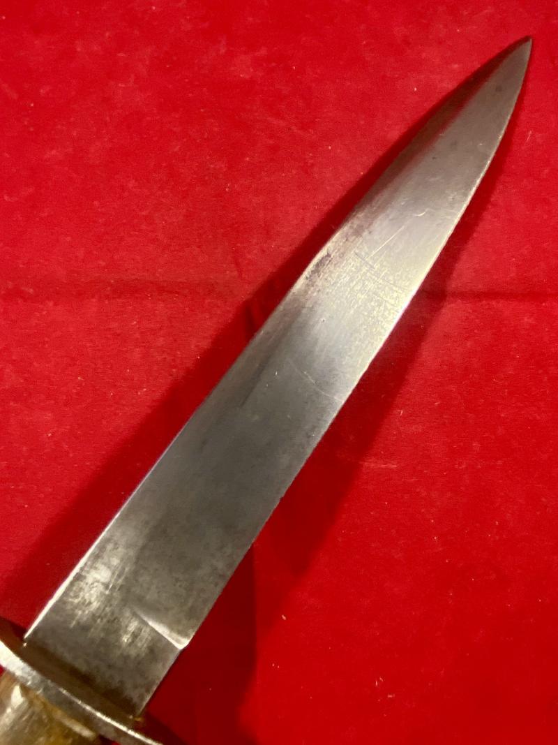 Extra Photos of WW1 Austrian Fighting Knife (51519)