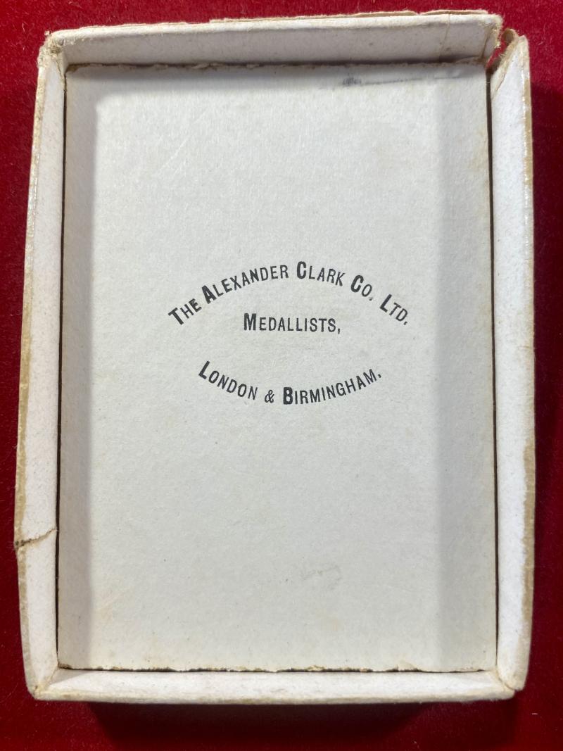 Guildhall School of Music Hallmarked Silver Medallion to Ronald Holloway – Pianoforte - London 1931 with Box