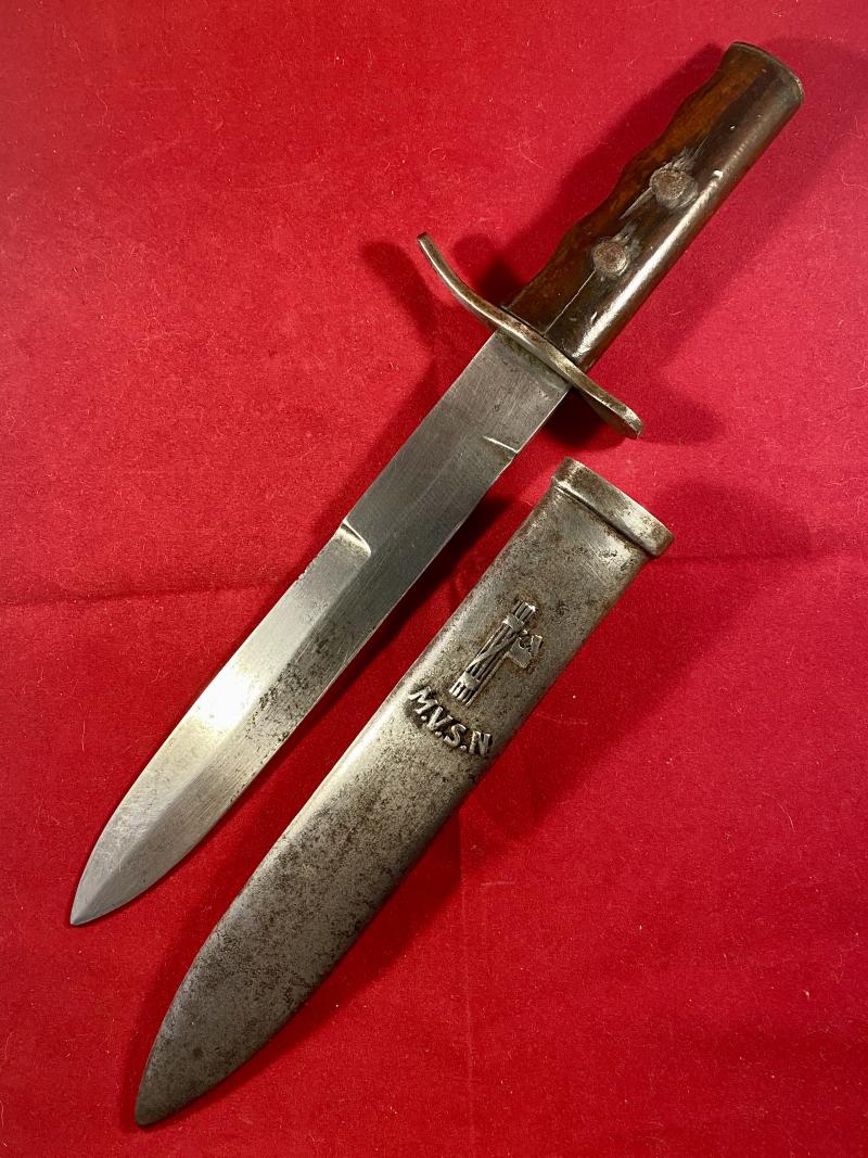 WW2 Period Italian Fascist M.V.S.N. 2nd Pattern Dagger/Fighting Knife with Metal Scabbard