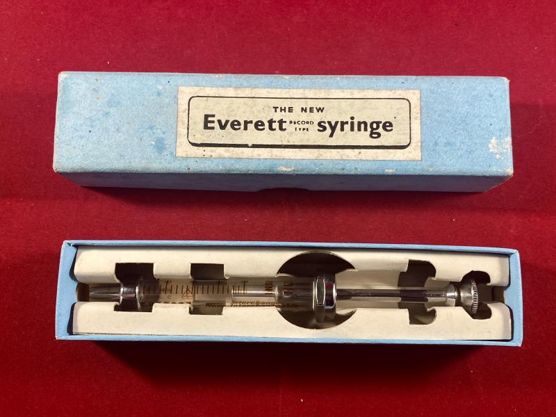 MIB - The New Everett Record Type 1.5ml Syringe c1960