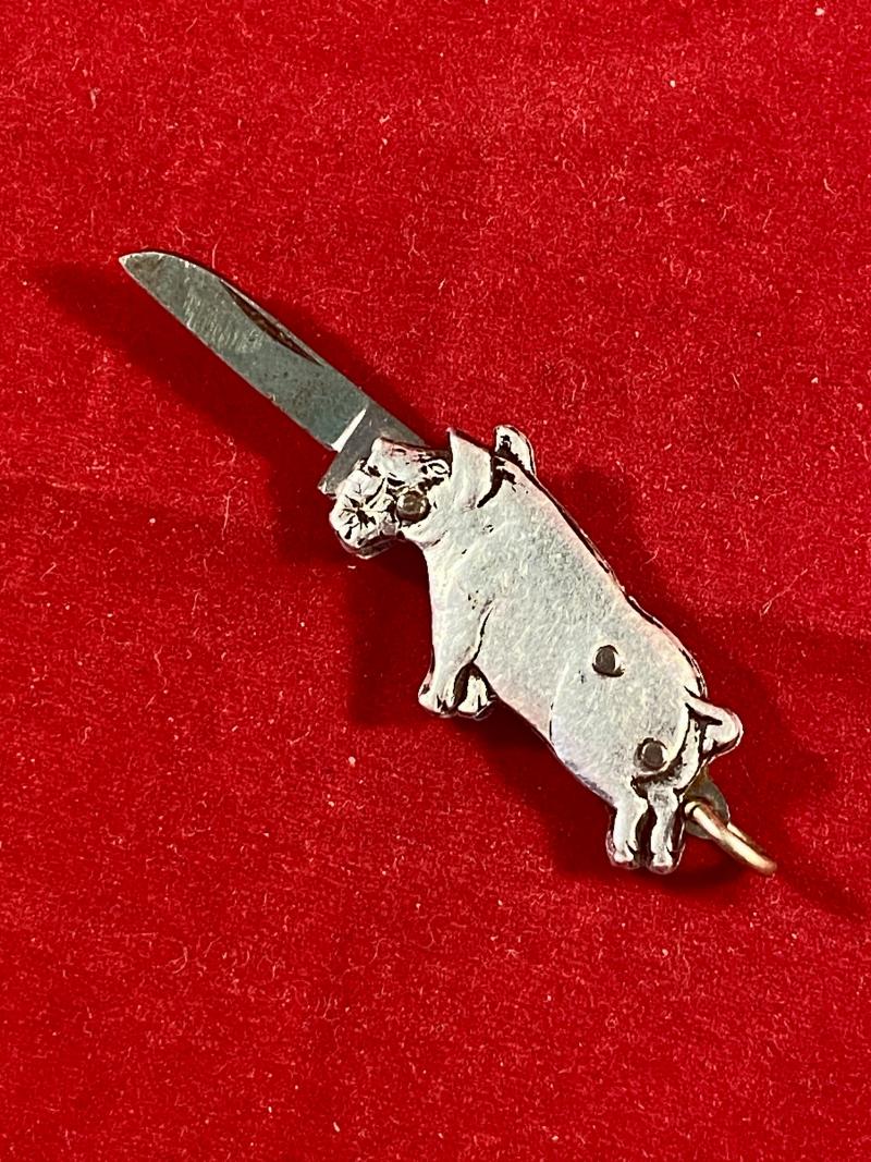 Unusual Small Single Bladed Antique Penknife – ‘Lucky’ Pig with Four Leaf Clover