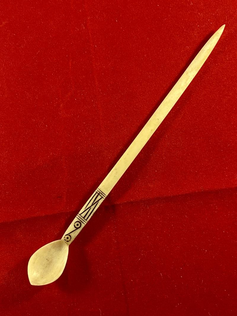 Rare Antique South African Zulu Carved Bone Snuff Spoon circa 1900