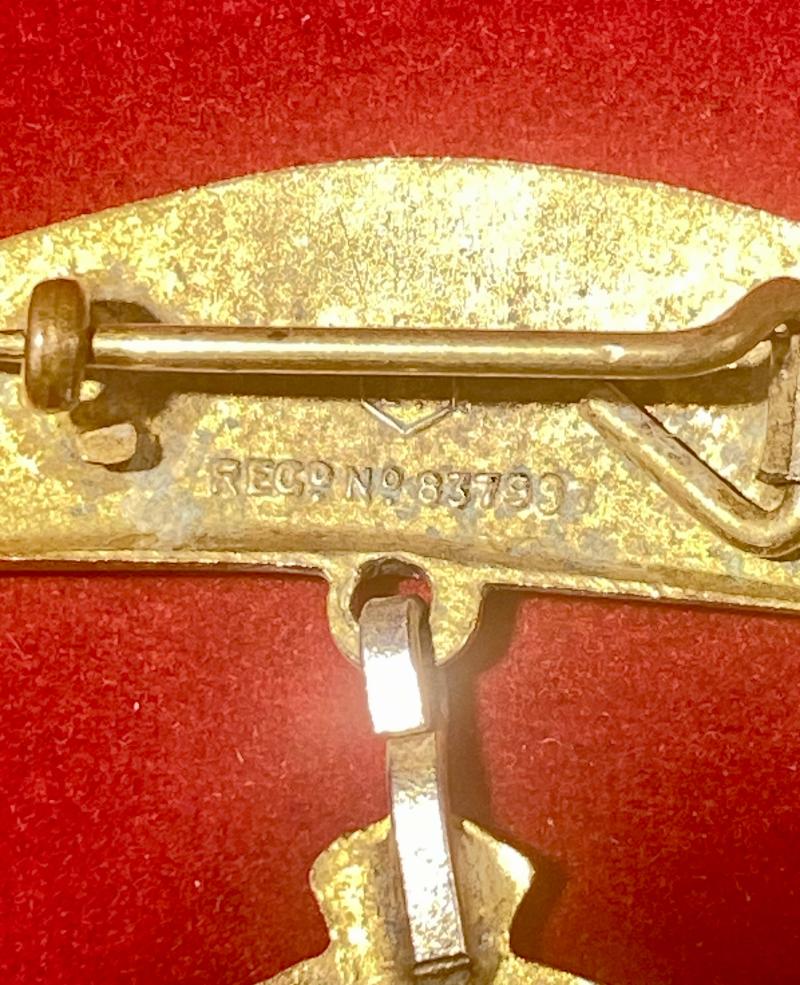 WW2 “The Royal Artillery” Sweetheart Brooch by Saunders & Sheppard Limited of Birmingham -1941