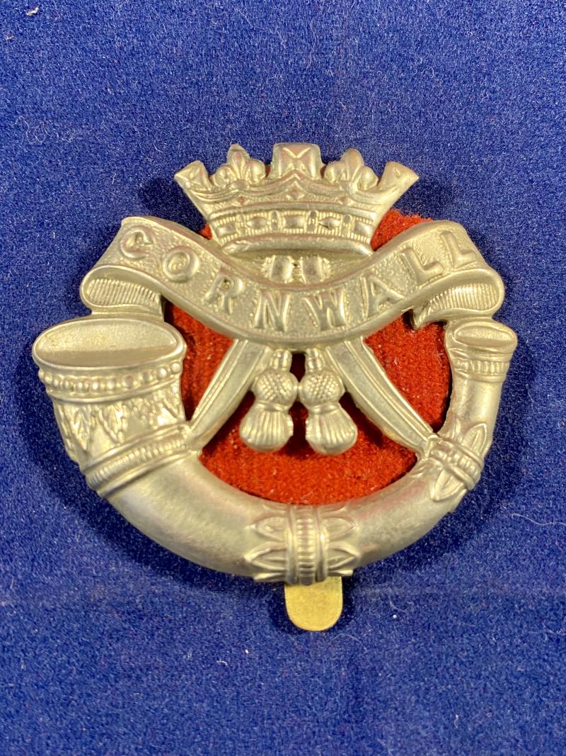 Duke of Cornwall Light Infantry, DCLI Cap Badge with Red Felt Backing