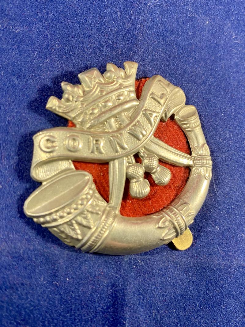 Duke of Cornwall Light Infantry, DCLI Cap Badge with Red Felt Backing