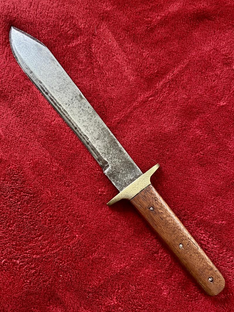 Large Bowie Knife with 10” Plain Steel Blade and English Oak Grip Scales