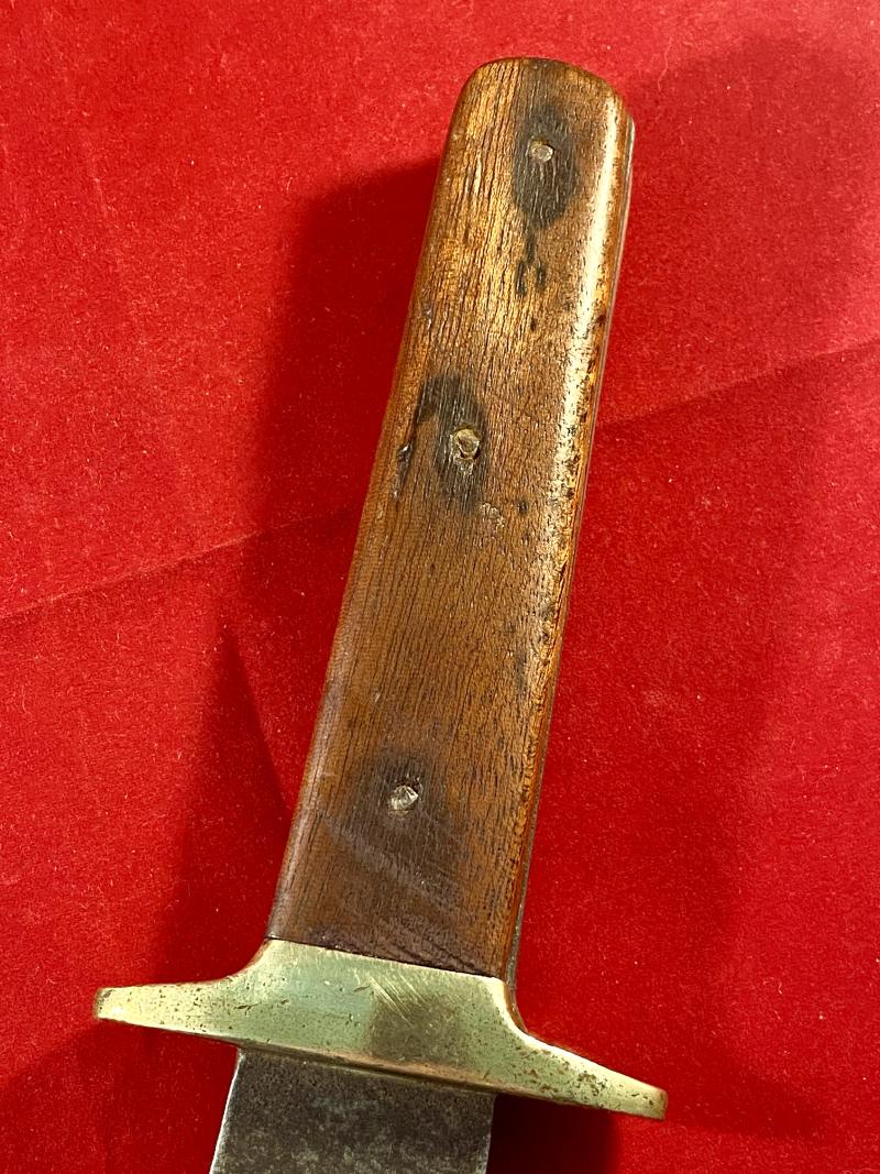 Large Bowie Knife with 10” Plain Steel Blade and English Oak Grip Scales