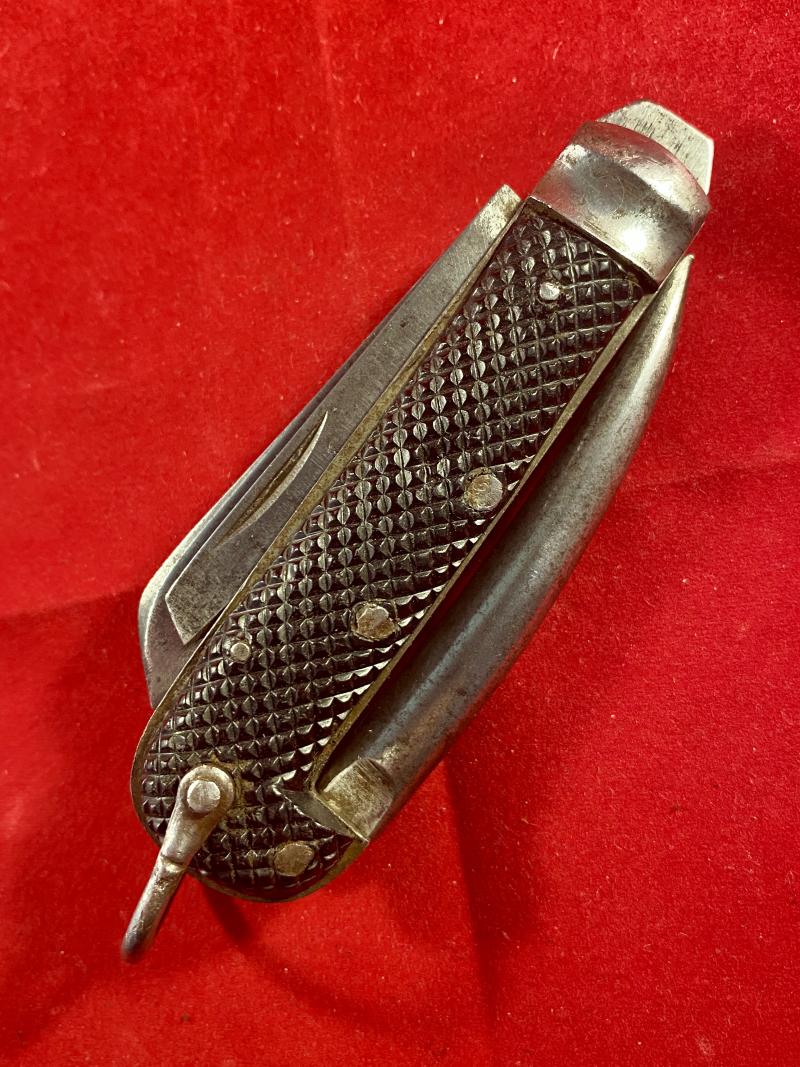 WW2 British Army Three-Piece Clasp or Jack Knife by Joseph Rodgers of Sheffield dated 1942