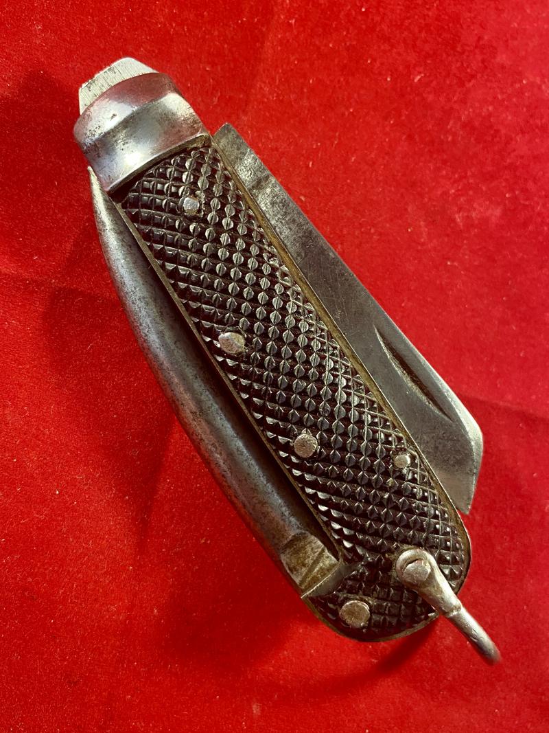 WW2 British Army Three-Piece Clasp or Jack Knife by Joseph Rodgers of Sheffield dated 1942