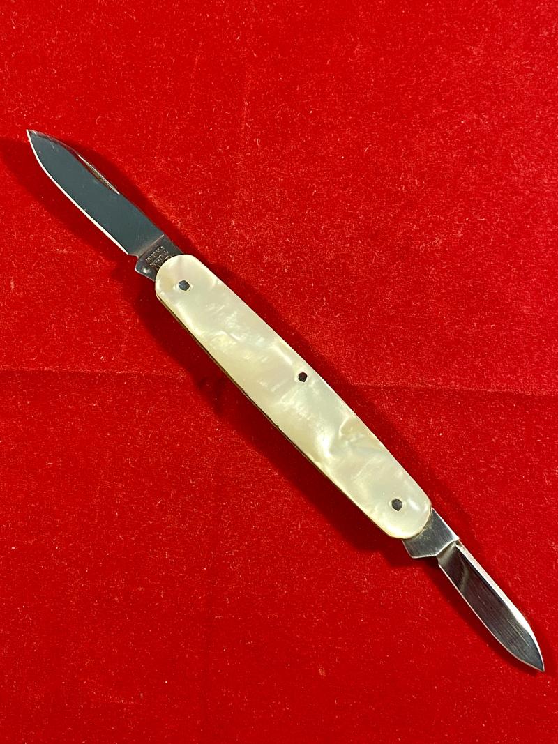 Fine Quality Vintage Double-Bladed Mother of Pearl Penknife made in Sheffield c1930