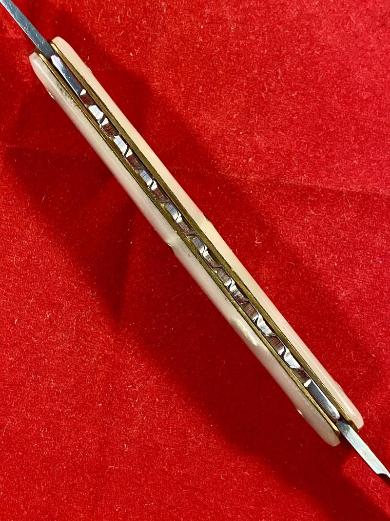 Fine Quality Vintage Double-Bladed Mother of Pearl Penknife made in Sheffield c1930