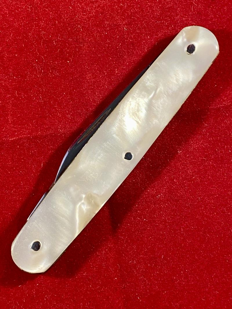 Fine Quality Vintage Double-Bladed Mother of Pearl Penknife made in Sheffield c1930