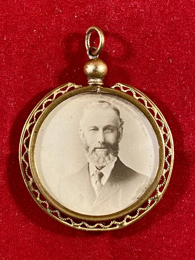 Antique Victorian Glazed Double Sided Photo Pendant with Pierced Gilt Brass Circular Frame.