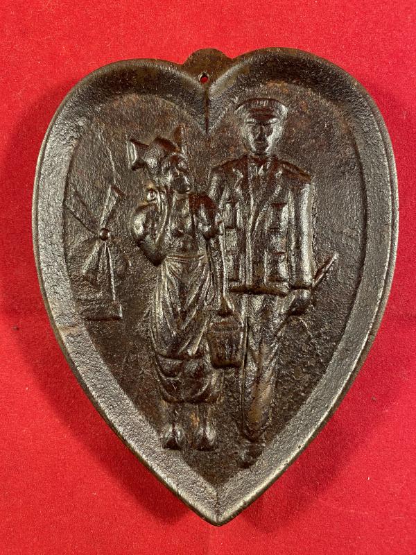 WW1 'Cheeky' Heart Shaped Cast Iron Trench Art Flanders Souvenir Trinket Tray
