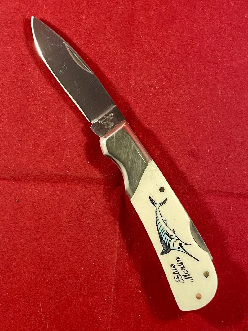 Collector’s Lockback Knife by Frost Cutlery with Custom Scrimshaw of a Blue Marlin by O.D.