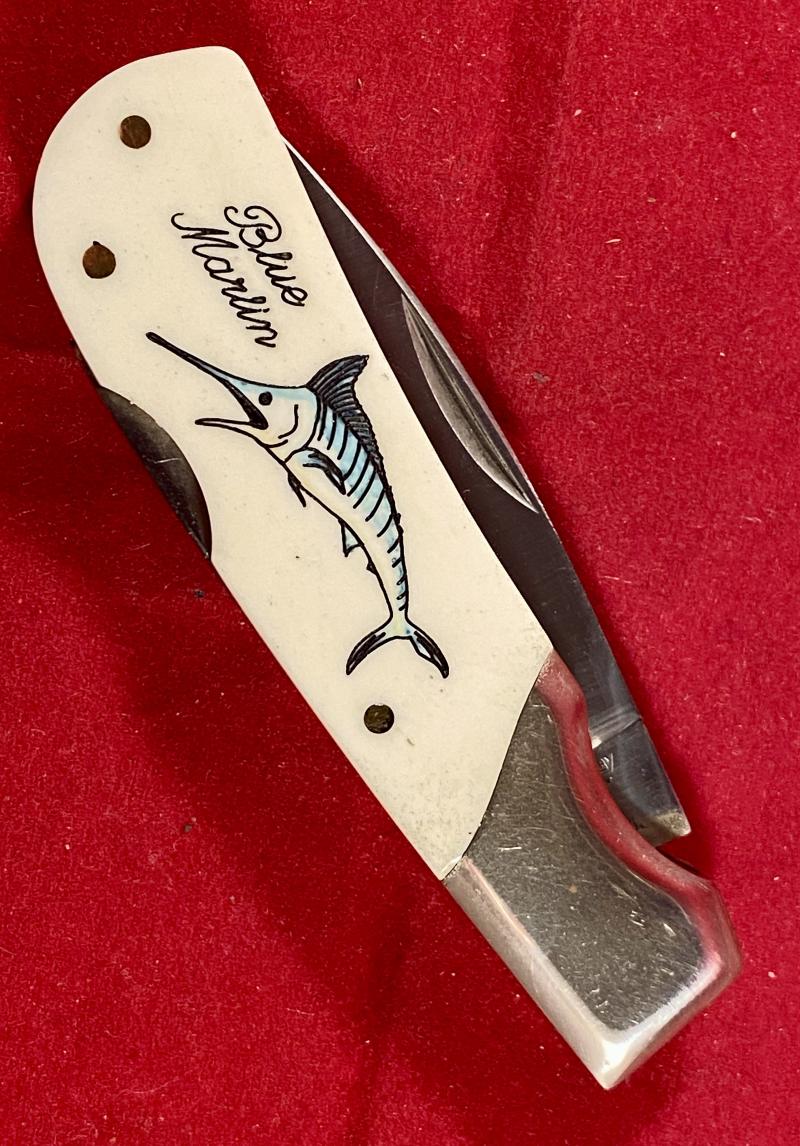 Collector’s Lockback Knife by Frost Cutlery with Custom Scrimshaw of a Blue Marlin by O.D.