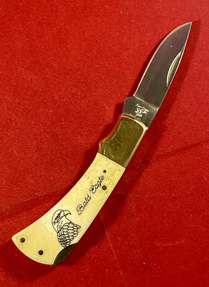 Collector’s Lockback Knife by Frost Cutlery with Custom Scrimshaw of a Bald Eagle by O.D.