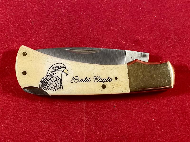 Collector’s Lockback Knife by Frost Cutlery with Custom Scrimshaw of a Bald Eagle by O.D.