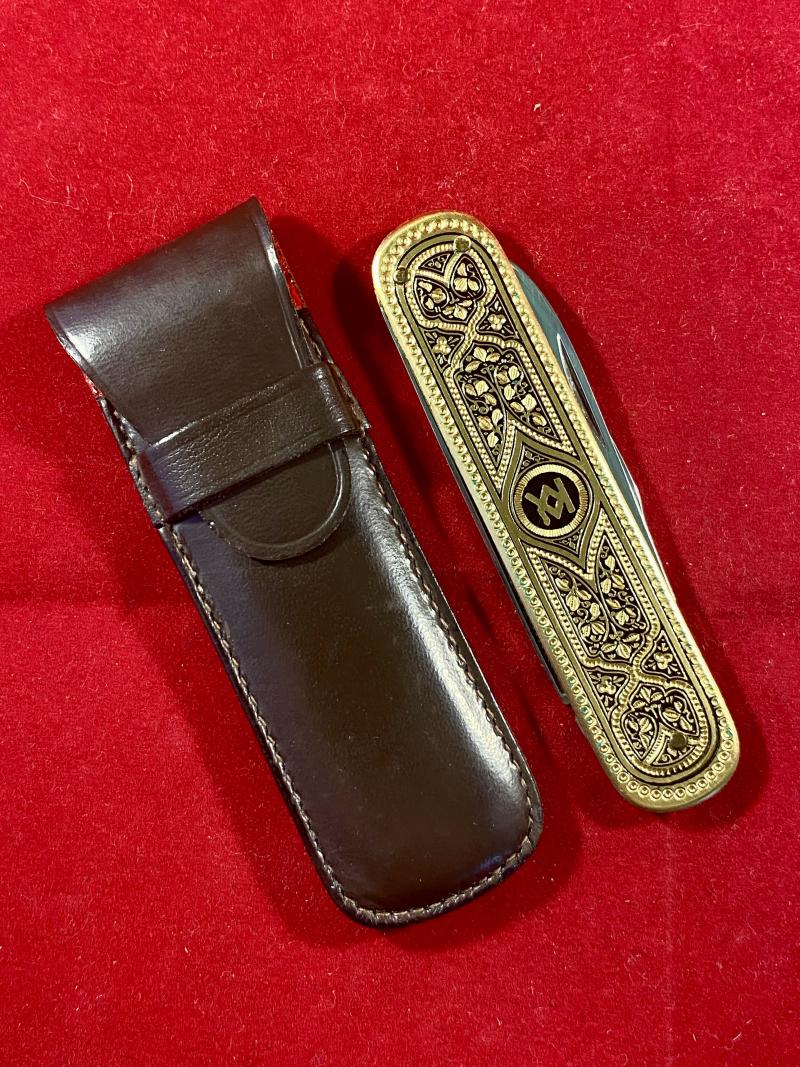 Mint Gentleman’s or Lobster knife by Aug. Muller Sohne Solingen made for the Mechanical Engineering Company, Th. Kieserling & Albrecht c1950