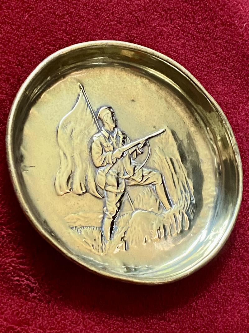 WW1 Patriotic Brass Pin or Coin Tray Depicting a Soldier with Rifle and a Flag