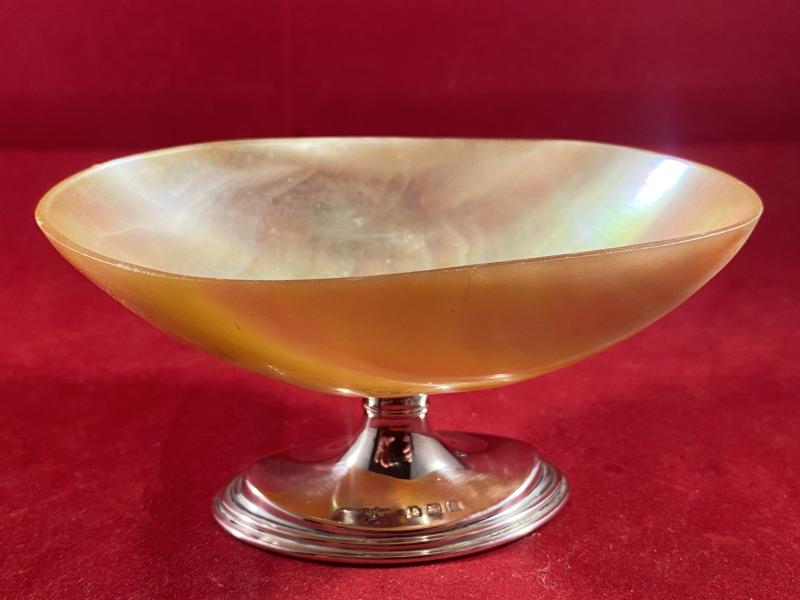 Stunning Antique Mother of Pearl and Hallmarked Silver Pedestal Caviar Dish by Mappin & Webb 1923