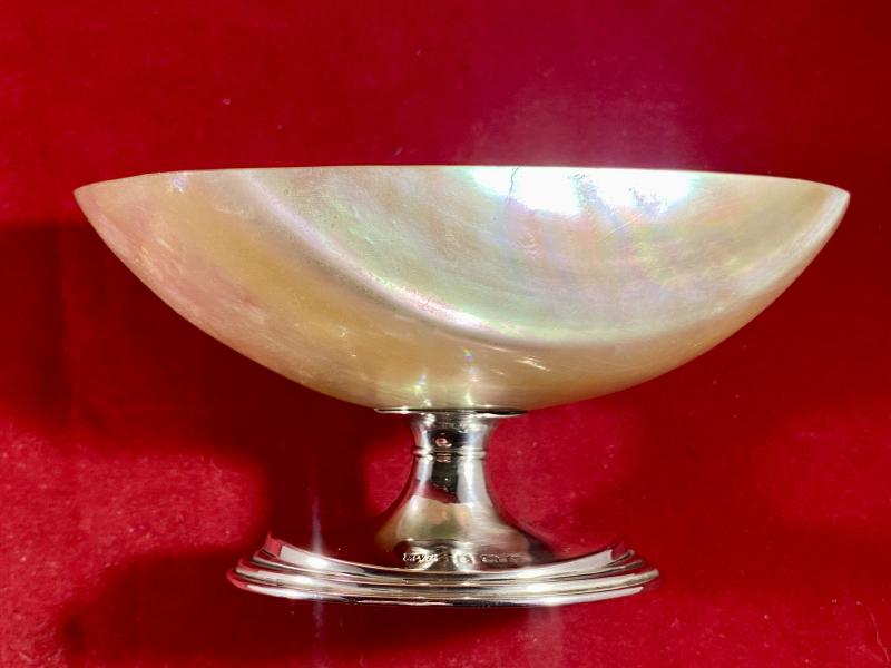 Stunning Antique Mother of Pearl and Hallmarked Silver Pedestal Caviar Dish by Mappin & Webb 1923