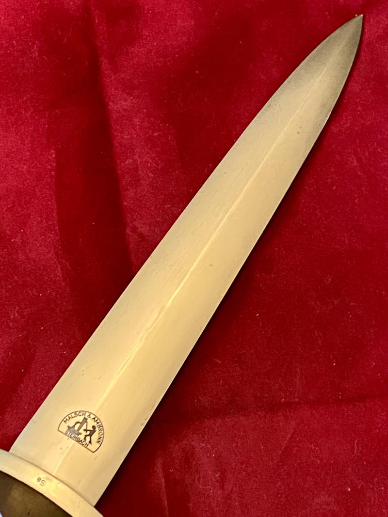 Near Mint WW2 German SA Dagger by MALSCH & AMBRONN STEINBACH Thuringia, with Original Short Hanger