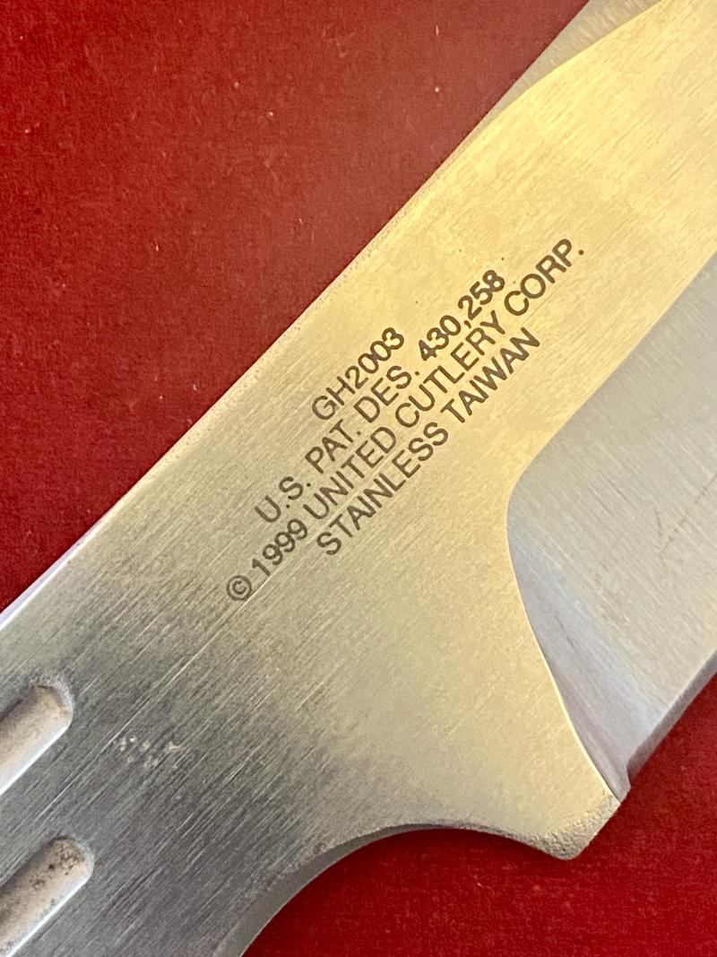 Mint Set of Three Gil Hibben Designed 8.6” Stainless Steel Throwing Knifes with Nylon Belt Sheath by United Cutlery, c2000