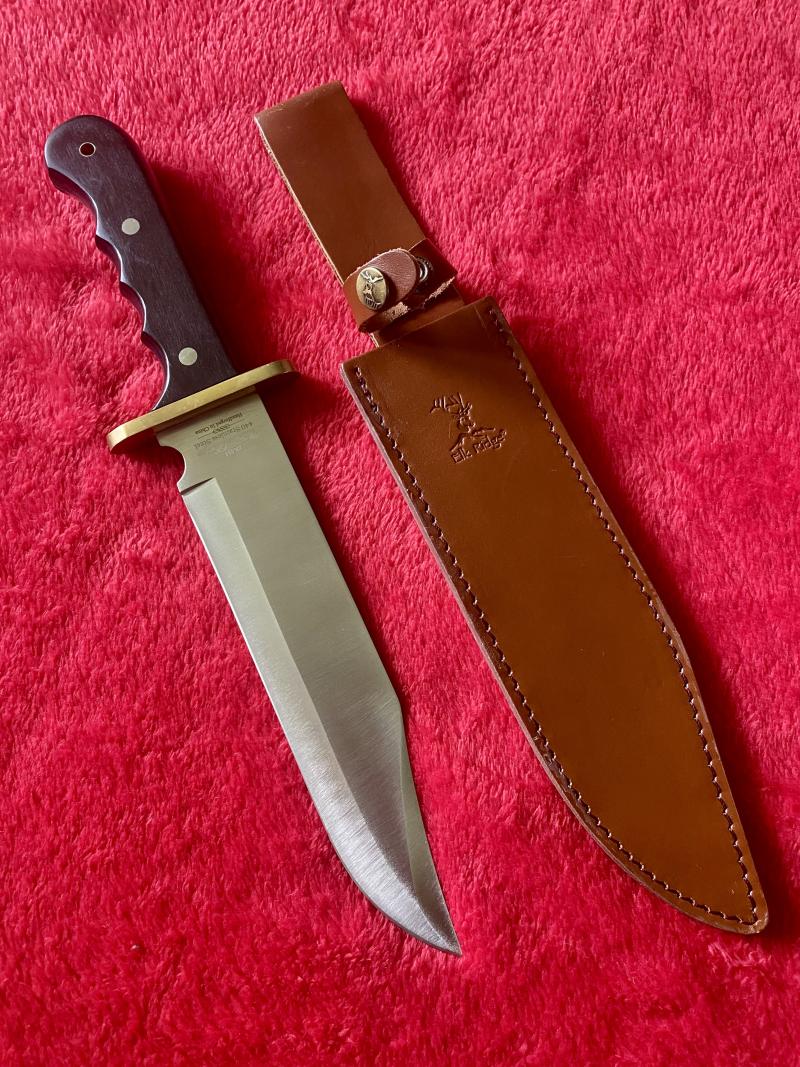 Large Mint Hunting Bowie with 9” Blade by Elk Ridge with Leather Sheath – Model ER-038