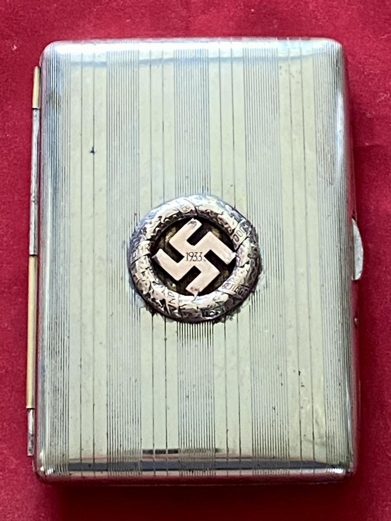 Rare Nazi Party Chrome Plated Engine Turned Cigar Case Fitted with a 1933 Gau München Badge