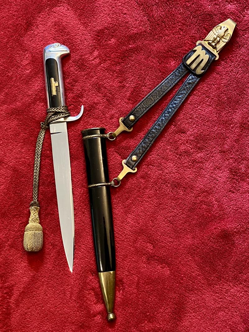 Extra photos of WW2 MVSN Fascist Senior Italian Officer's Dagger - Item 52554